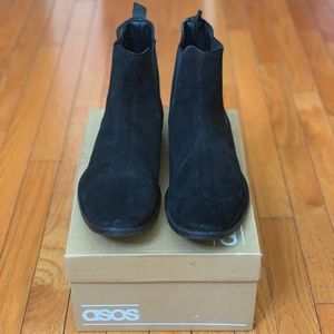 Black Chelsea Boot